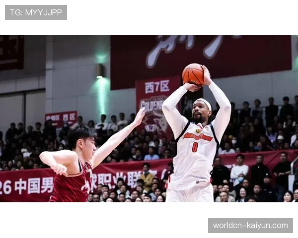 广东防守体系出现老化 萨林杰护框效率大幅下滑 广东防守体系出现老化 萨林杰护框效率大幅下滑